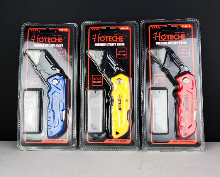 تیزبر و کاتر تاشو با تیغه 5 عدد جنس: دسته ABS، سر آلیاژ روی تیغه تعویض سریع رنگ:زرد،قرمز،آبی