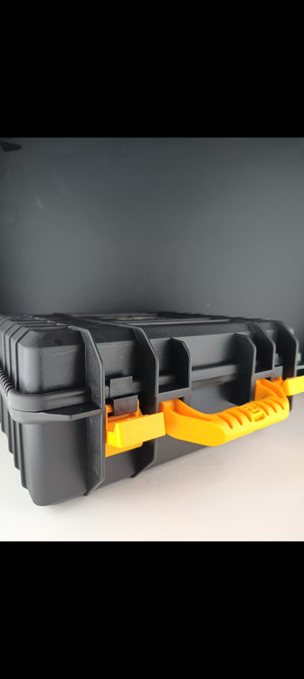 تراز لیزری هوتچ متقاطع کاملاً حرفه ای سه بعدی دارای پایه مگنتی بسیار پر قدرت(12 خط) Hoteche (285007)