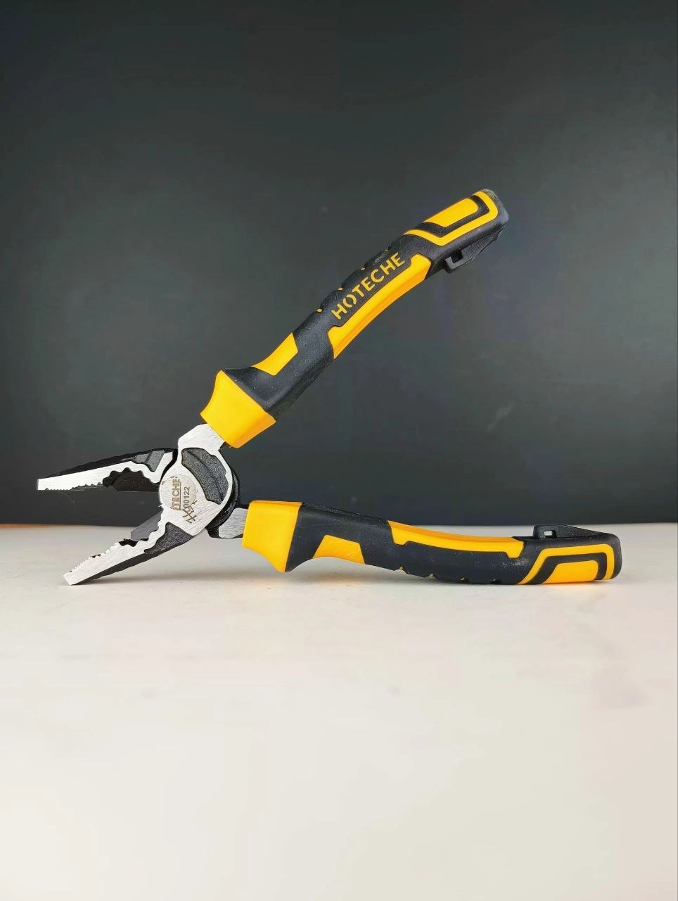 انبر دست فولادی حرارت دیده * 7 * اینچ ضد زنگ و ضد سایش فوق حرفه ای و صنعتی - برند اصلی Hoteche هوتچ (100122)