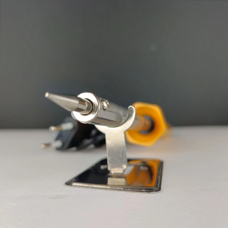 هویه برقی 60 وات صنعتی حررفه ای - برند اصلیHotecheهوتچ(702060)