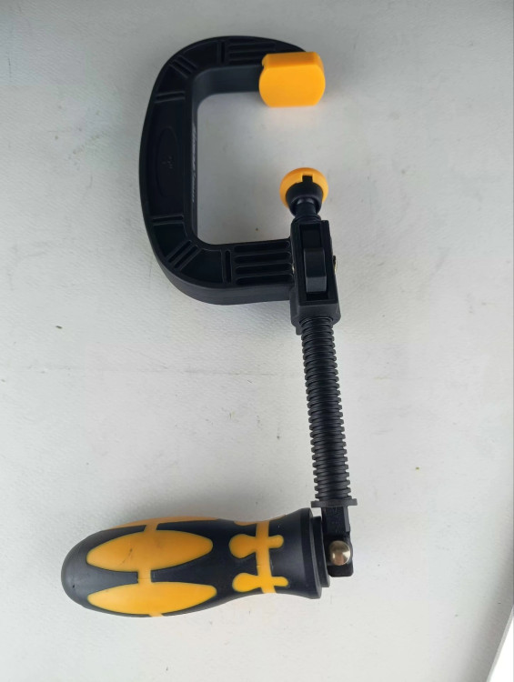 گیره پلاستیکی پیچی ضامن دار حرفه ای با مغزی فلزی مخصوص کار با چوب و ام دی اف - برند اصلی Hoteche هوتچ (290454)