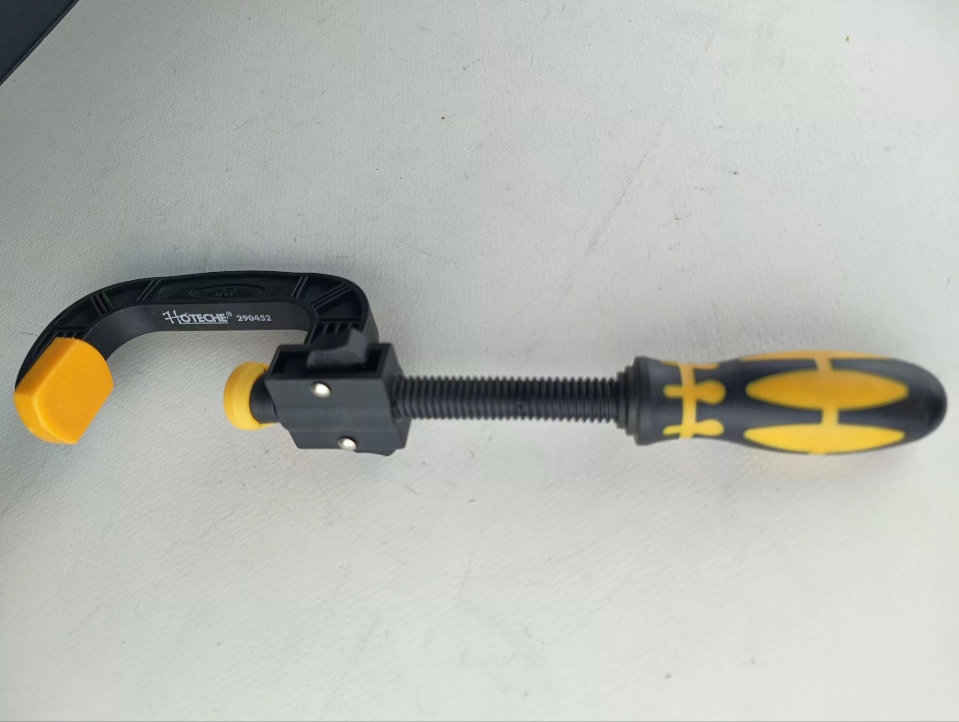 گیره پلاستیکی پیچی ضامن دار حرفه ای با مغزی فلزی مخصوص کار با چوب و ام دی اف - برند اصلی Hoteche هوتچ (290452)