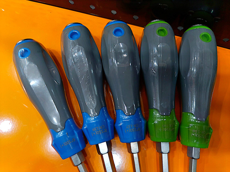 ست پیچگوشتی ۵ عددی ضربه خور فوق صنعتی برند اصلی کراسمن مدل CR-149 S2 (قسطی)