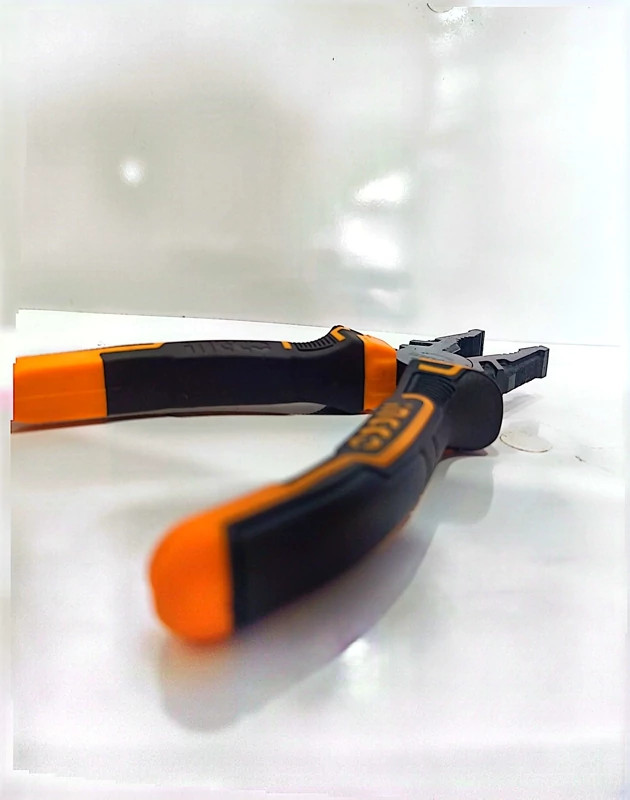 انبردست 7 اینچ دسته دو رنگ عایق اینکو INGCO (کد 08188) (قسطی)