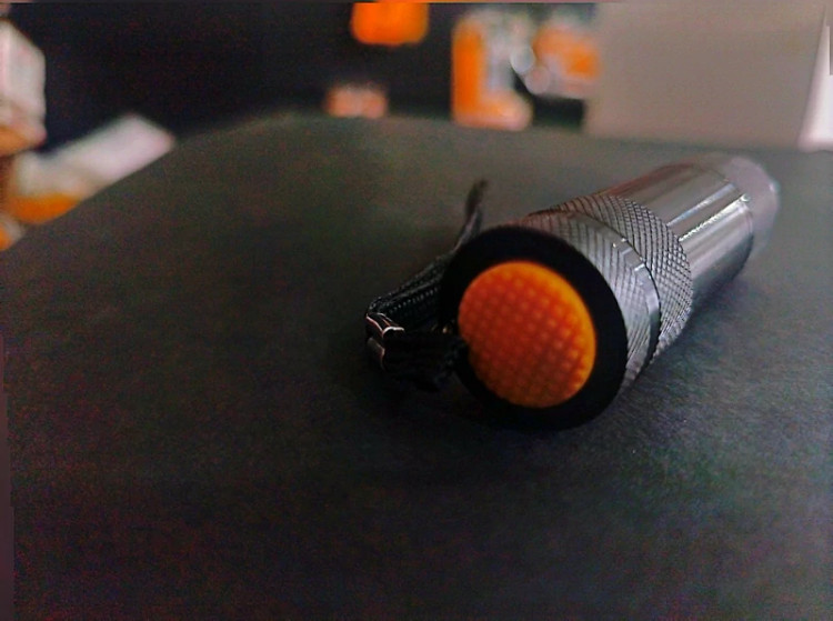 چراغقوه پر قدرت و پر نور 9LED هوتچ (Hoteche) مدل 440001 (قسطی)