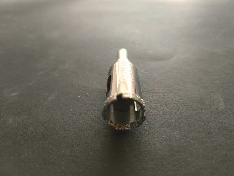 مته گردبر الماسی هوتچ (HOTECHE) با قطر ۱۸ میلیمتر شیشه و سرامیک کد محصول 604007 (قسطی)