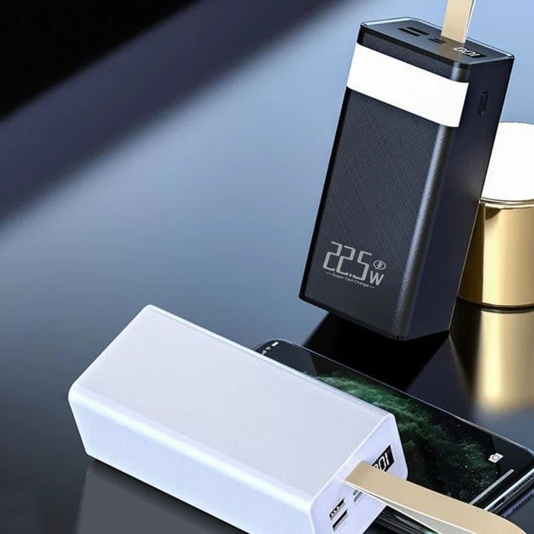 پاوربانک ۳۰۰۰۰ میلیآمپری Levino مدل N-50 | فست شارژ 22.5W با نمایشگر دیجیتال و چراغ قوه قسطی