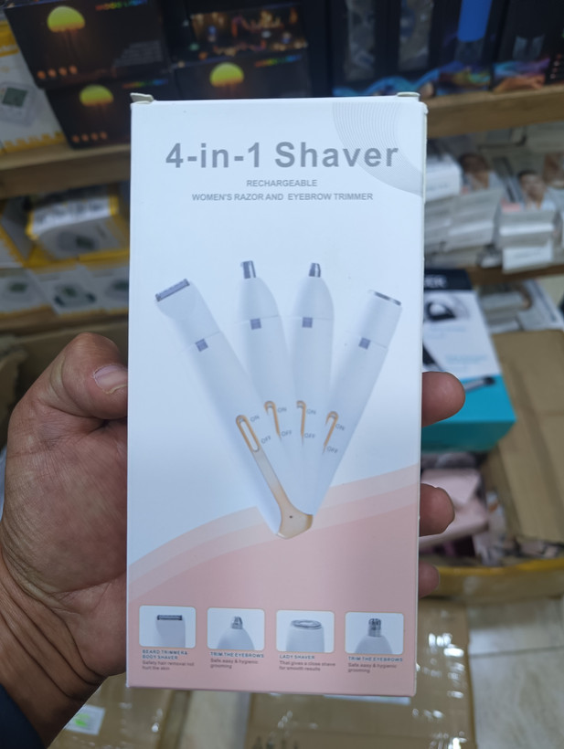 usb-chargi-4-in-1-shaver.jpg